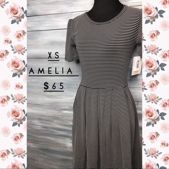 LuLaRoe Amelia - Picture 1 of 3